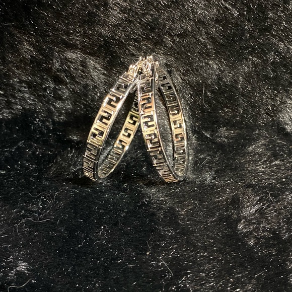 Luxury Silver Hoop Earrings - Picture 2 of 4